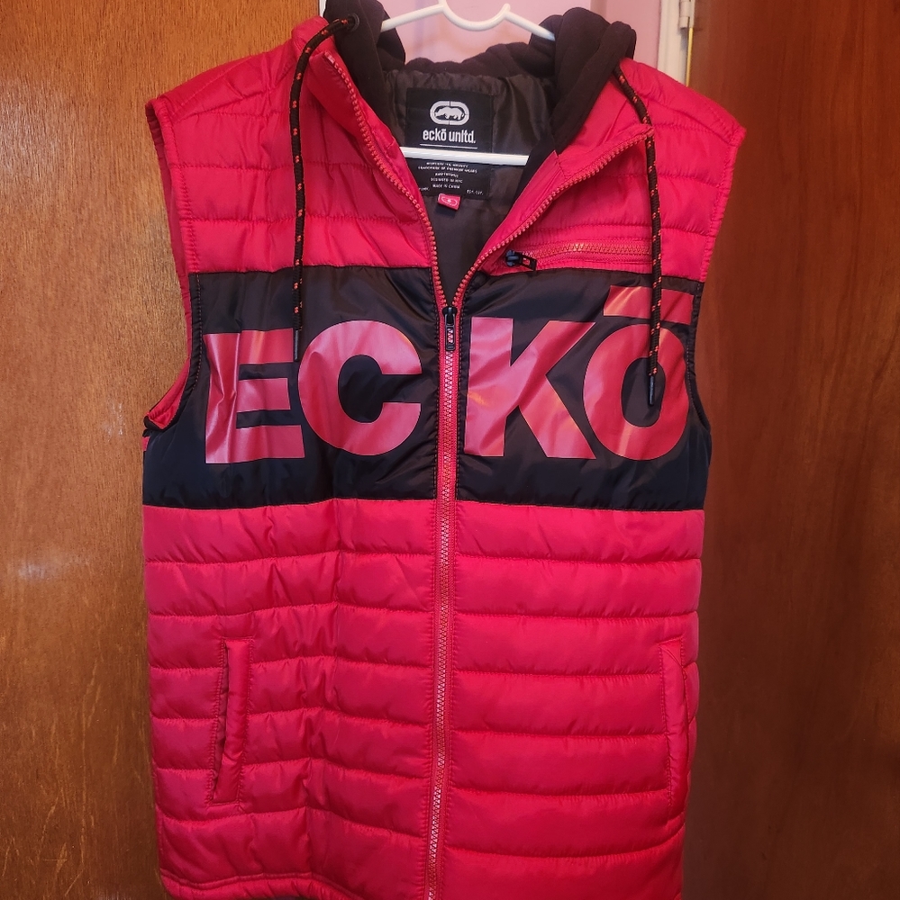 ECKO men vest size S barely used